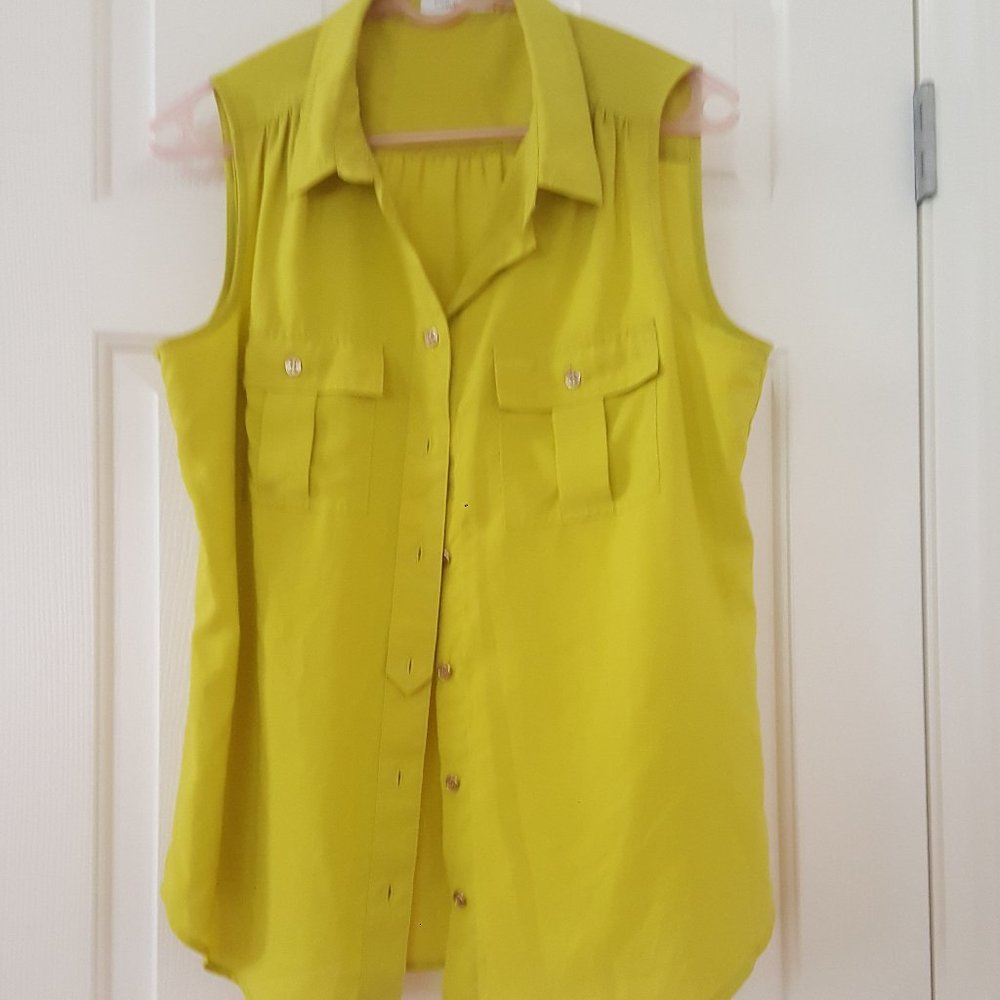 SZ LARGE CALVIN KLEIN SLEEVELESS TOP GREEN